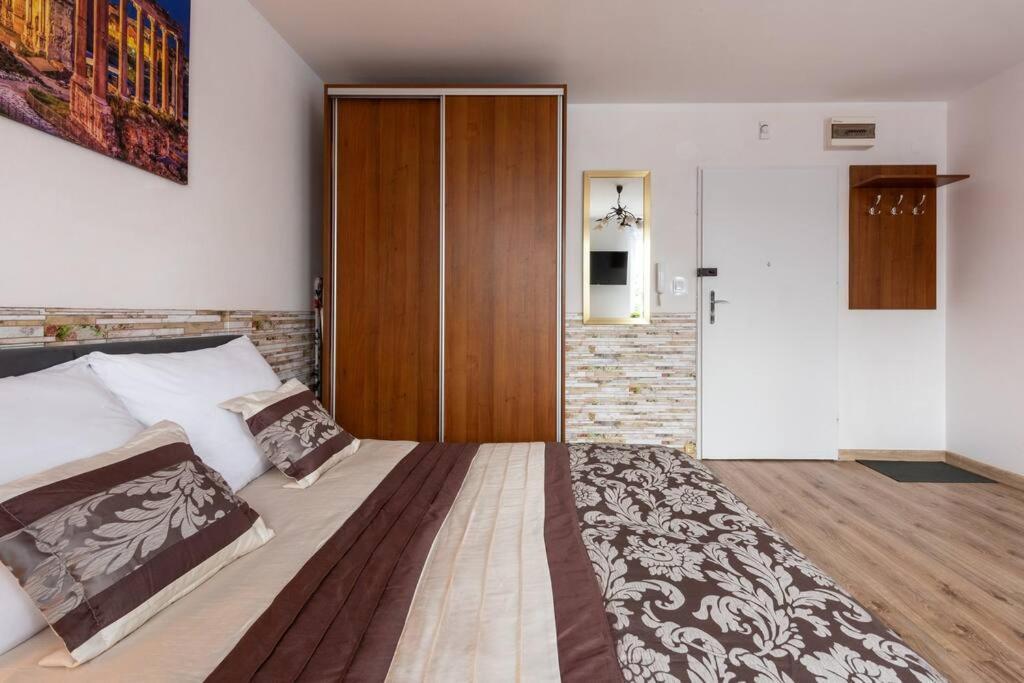 Ferienwohnung Ap. Olimpia 1 Pok. 2 Osoby, Downtown, Free Parking Krakau Exterior foto