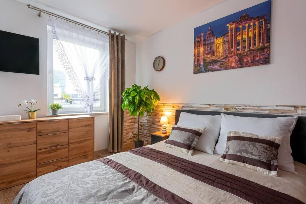 Ferienwohnung Ap. Olimpia 1 Pok. 2 Osoby, Downtown, Free Parking Krakau Exterior foto