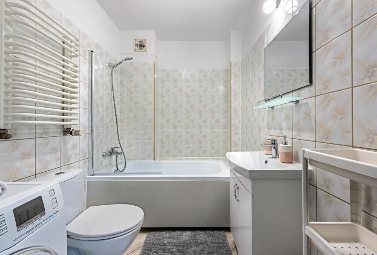 Ferienwohnung Ap. Olimpia 1 Pok. 2 Osoby, Downtown, Free Parking Krakau Exterior foto
